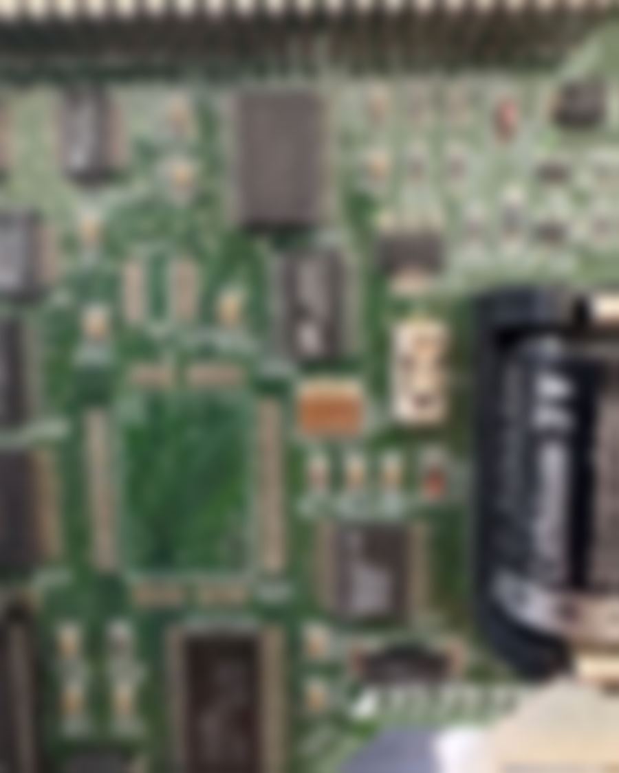 Batería de respaldo de la memoria de configuración en la placa MAX-3000