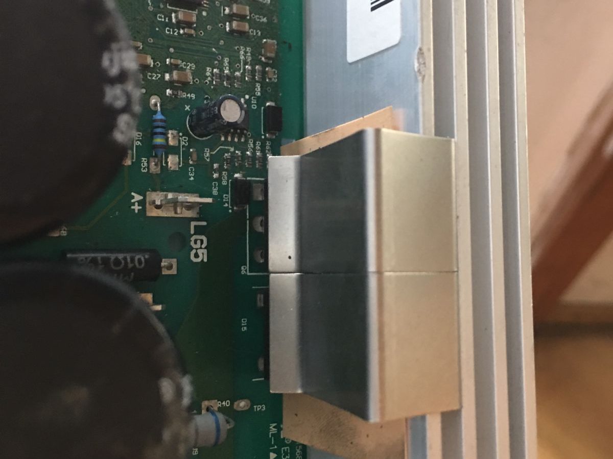 Placa de potencia con disipador de un driver de motor